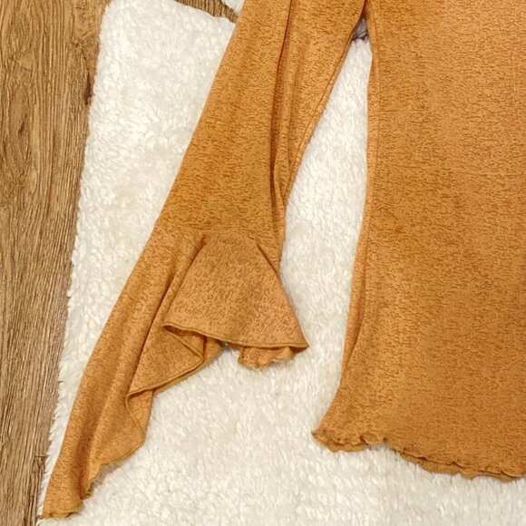 Vintage Eyeshadow Yellow Long Sleeve Ruffle Blouse - Picture 10 of 14